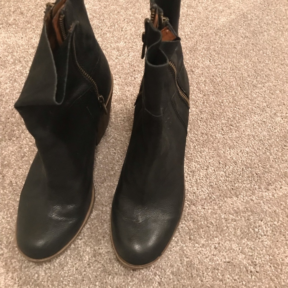 Lucky brand low boots